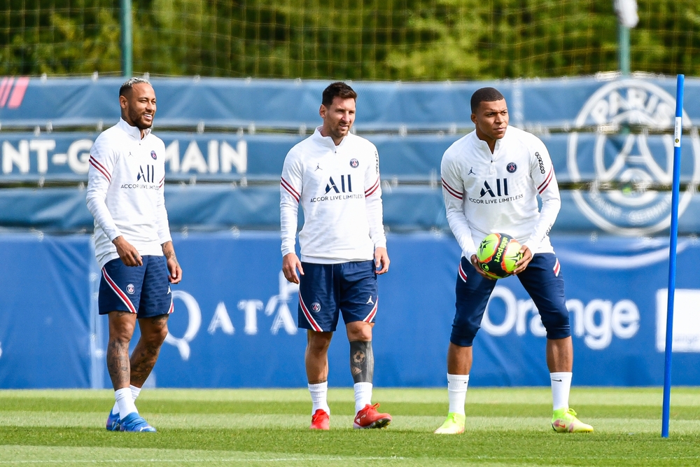 Die teuersten Transfers der Fußballgeschichte: Rekordwechsel, die den Markt verändert haben