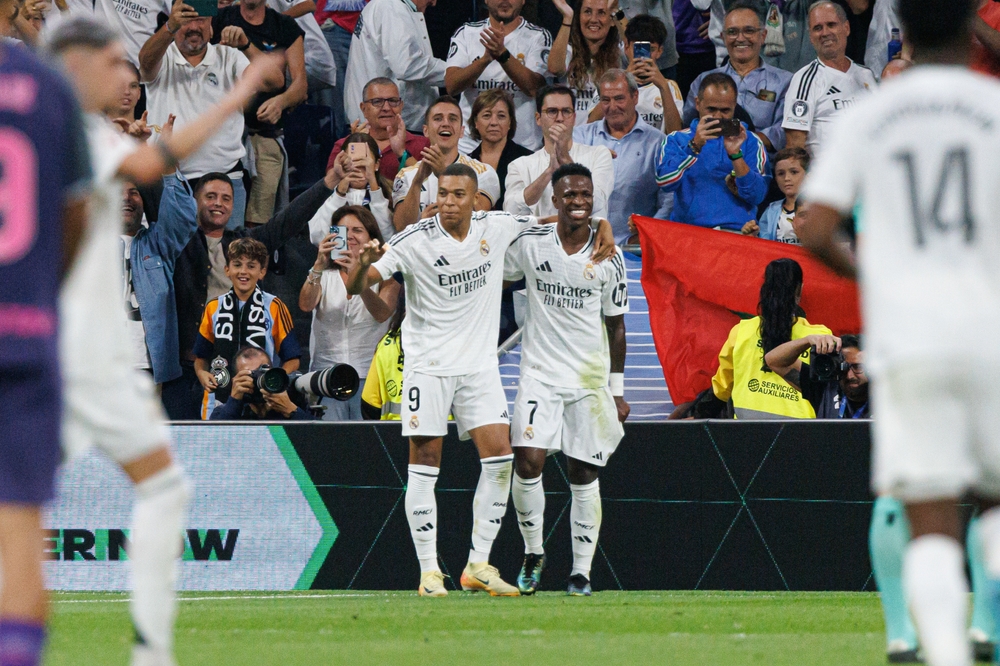 Kylian Mbappe y Vinicius Jr.