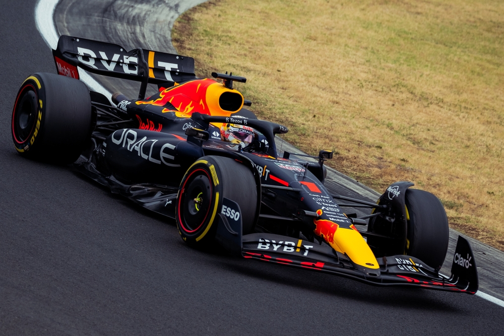 Red Bull RB18
