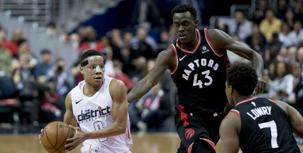 Tim_Frazier og Pascal Siakam