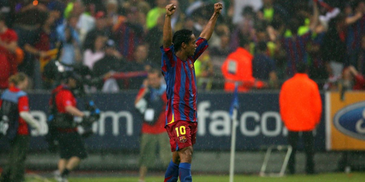 Les 50 plus grands joueurs du FC Barcelone de tous les temps.