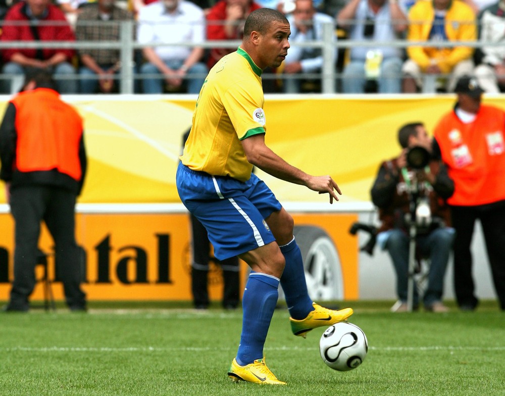 R9