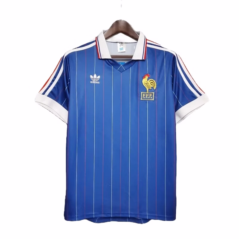 France – 1982 home