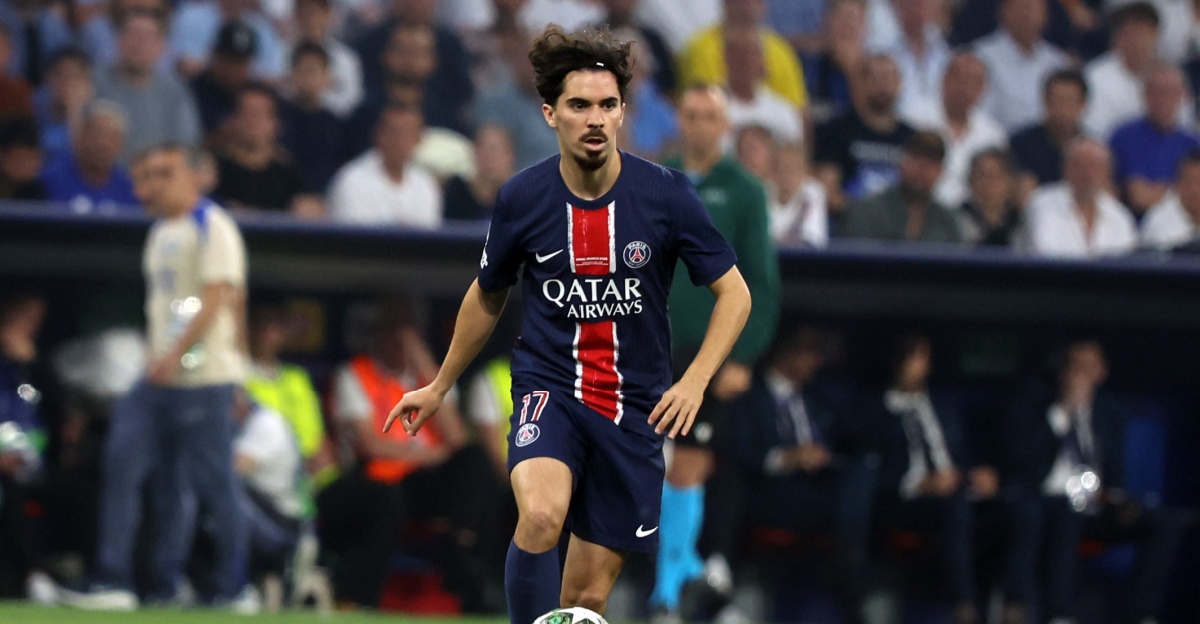 Football’s Best Midfielders Dominating the Game in 2025