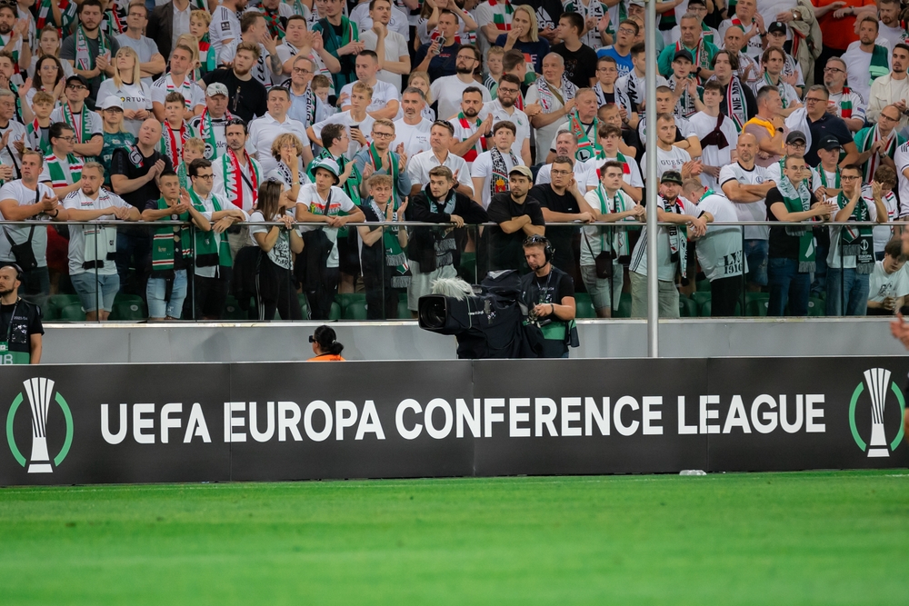 fans conference league