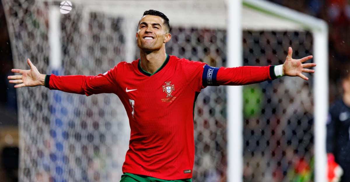 Ronaldo entre dans l&rsquo;histoire en devenant le premier footballeur multimillionnaire