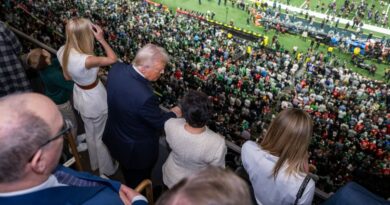 President_Donald_Trump_attends_Superbowl_LIX_