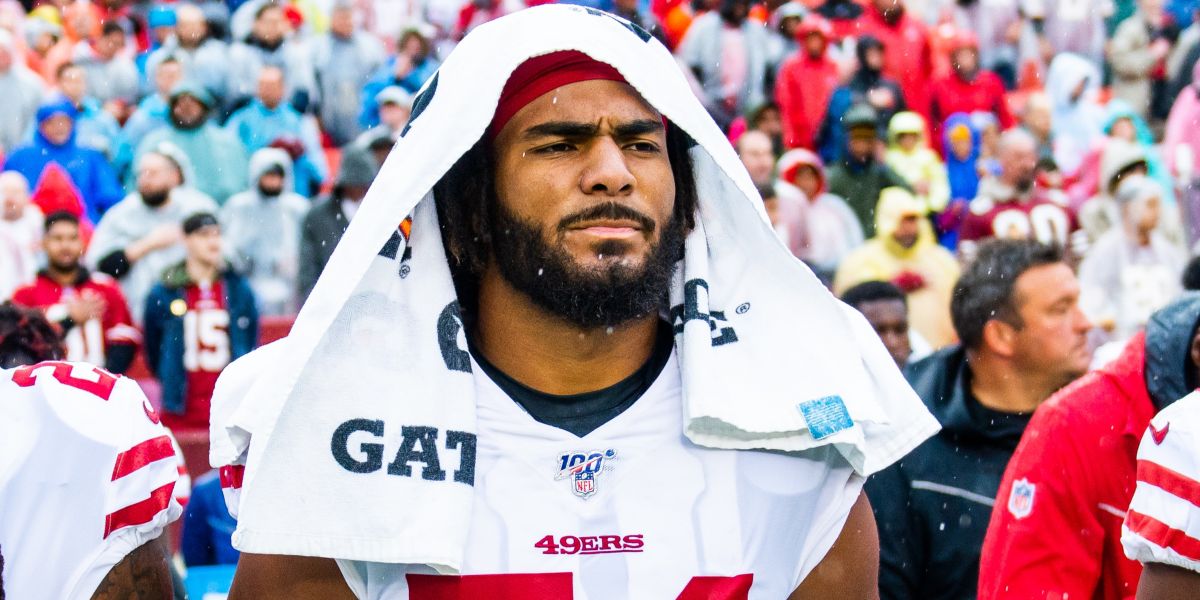 Un tournant inattendu, Fred Warner montre des signes encourageants après une grave blessure à la cheville