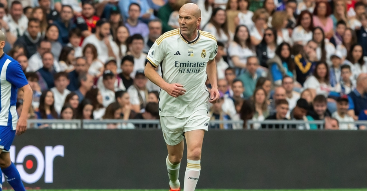 Zidane regressa ao campo para nova exibição de futebol em Marselha