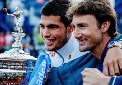 Carlos Alcaraz (L) and his coach Ferrero (R)