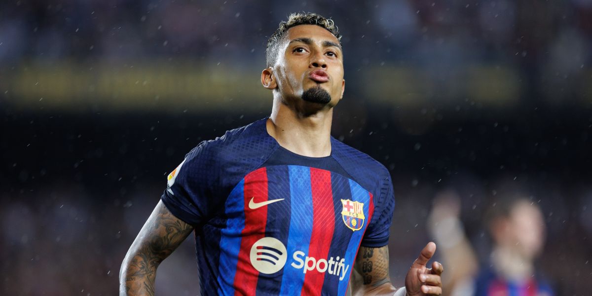 Raphinha desmente boato de transferência após especulação online