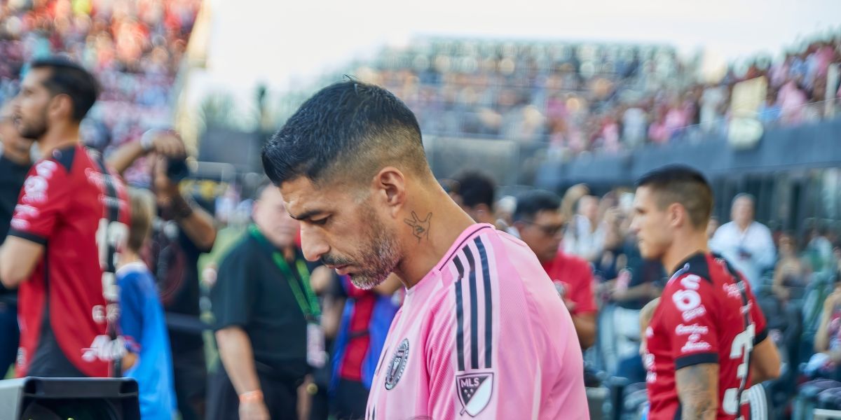 Inter Miami avalia renovação com Suárez enquanto o Nacional sonha com um retorno simbólico