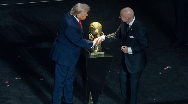 Trump receiving FIFA Peace Price