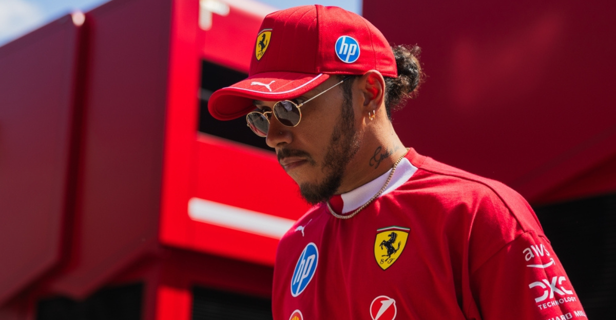 A reviravolta de Lewis Hamilton na Ferrari: De um “pesadelo” em 2025 para um 2026 competitivo