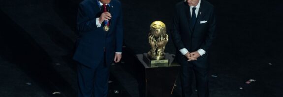 Donald Trump, Infantino