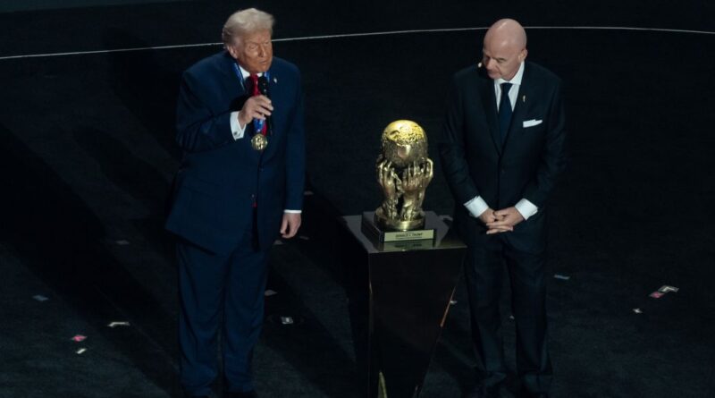 Donald Trump, Infantino