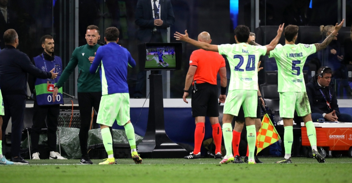 Barcelonas Aufholjagd in Madrid endete mit dem nächsten europäischen Rückschlag, während Atlético weiterkam und die Diskussion über den Schiedsrichter alles überschattete