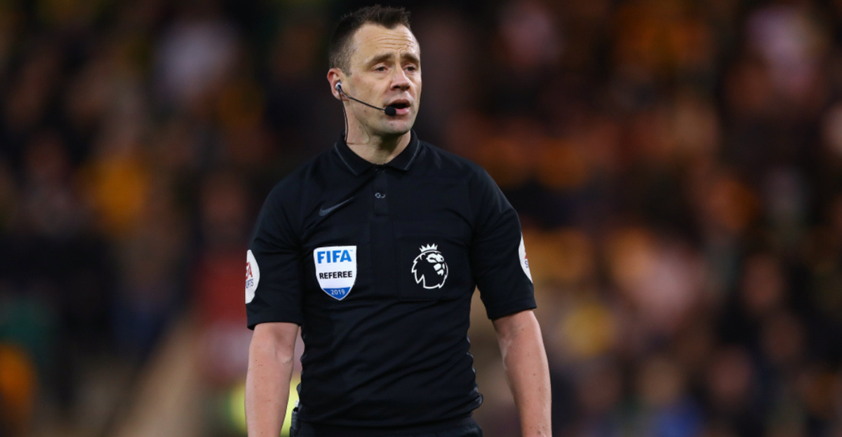 Un arbitre de Premier League écarté d&rsquo;un match de son club après un incident controversé lié au VAR