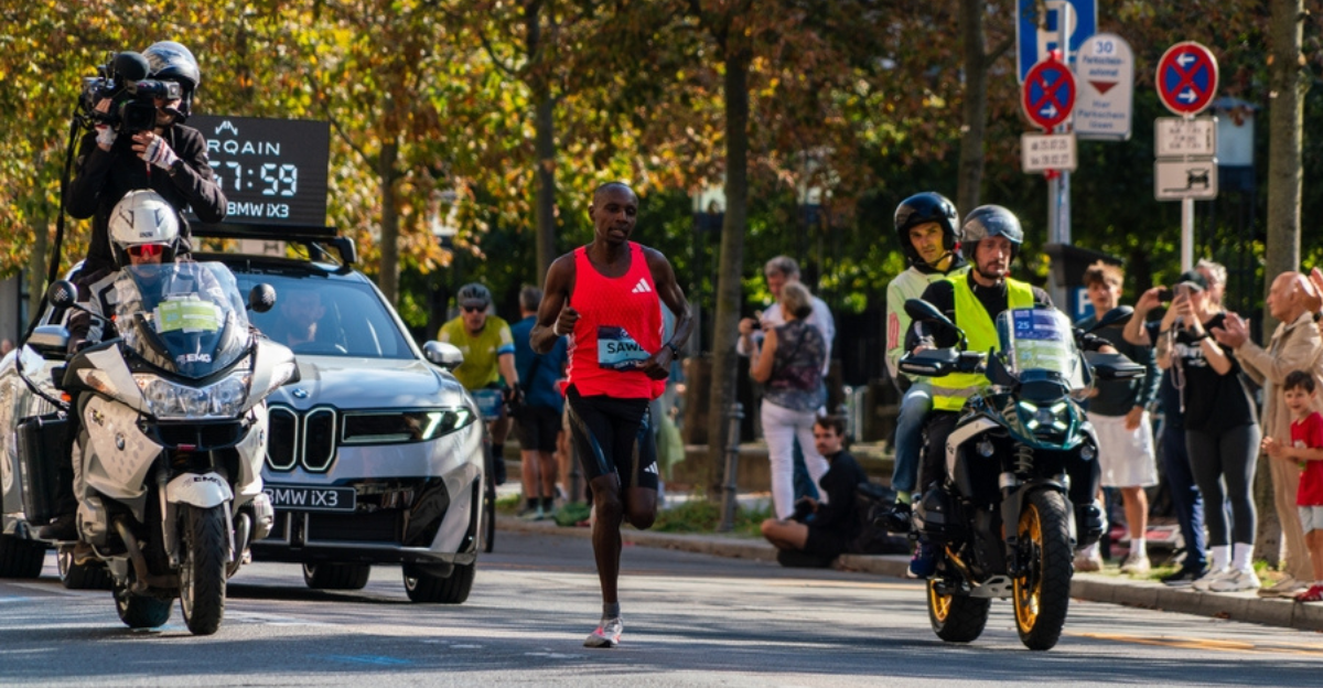 Sabastian Sawe quebra a barreira das duas horas na maratona em Londres