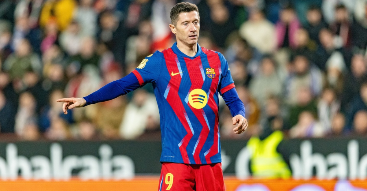 Barcelona plot major summer signing as Robert Lewandowski faces Saudi exit
