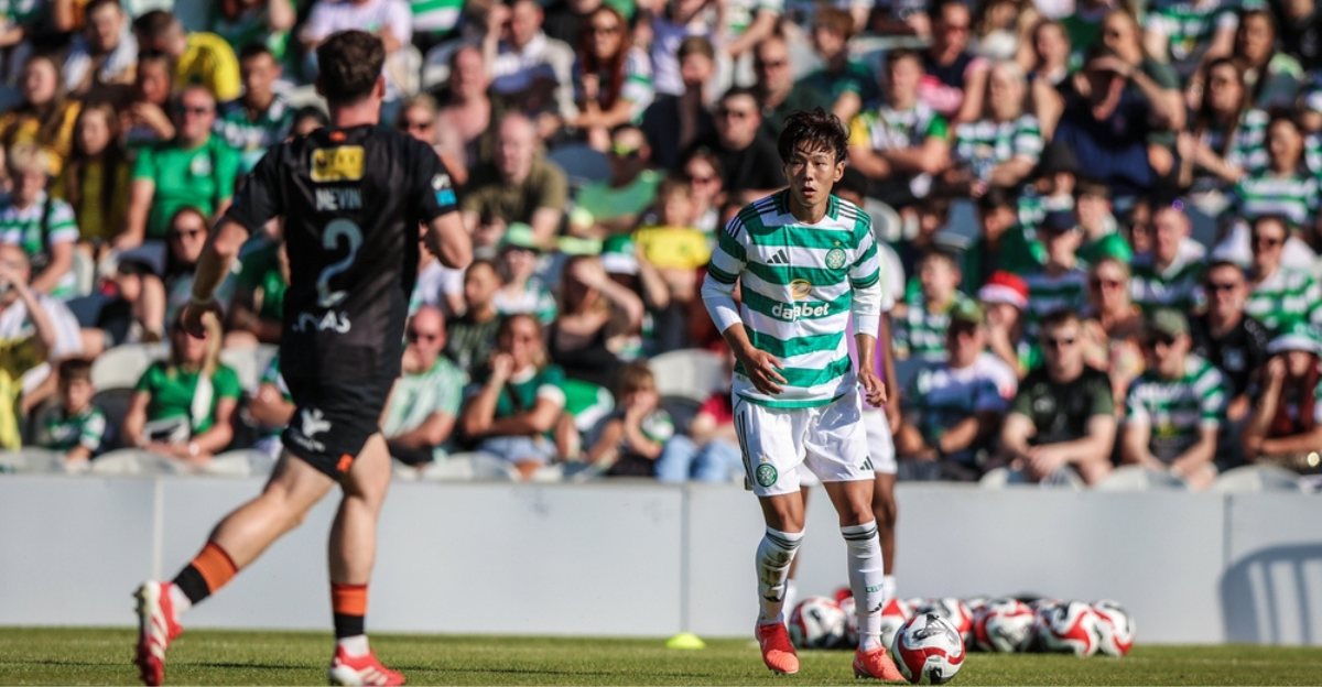 El quinto título del Celtic empañado por la invasión de campo y el final anticipado del partido contra Hearts