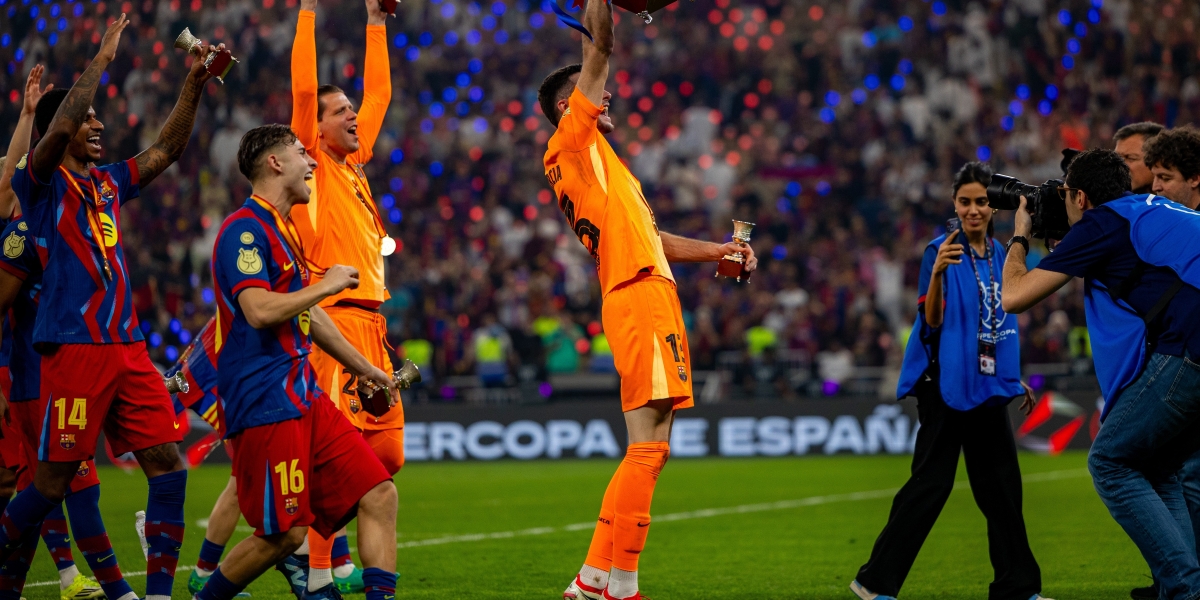 Joan Garcia hails young Barcelona squad after La Liga triumph