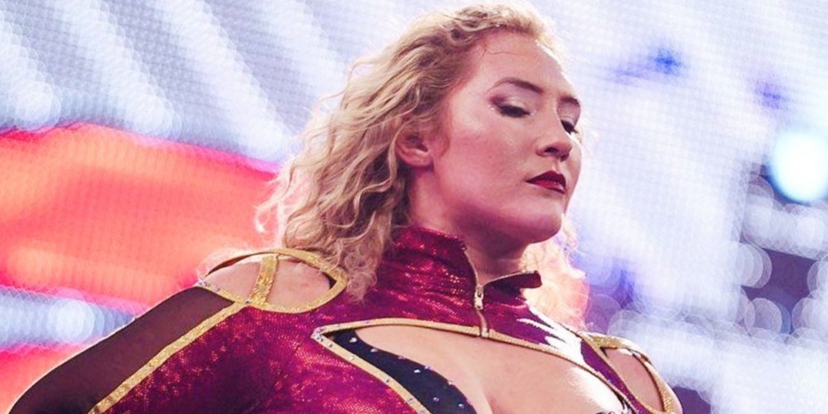 Nikkita Lyons goûte enfin à l&rsquo;or de la WWE