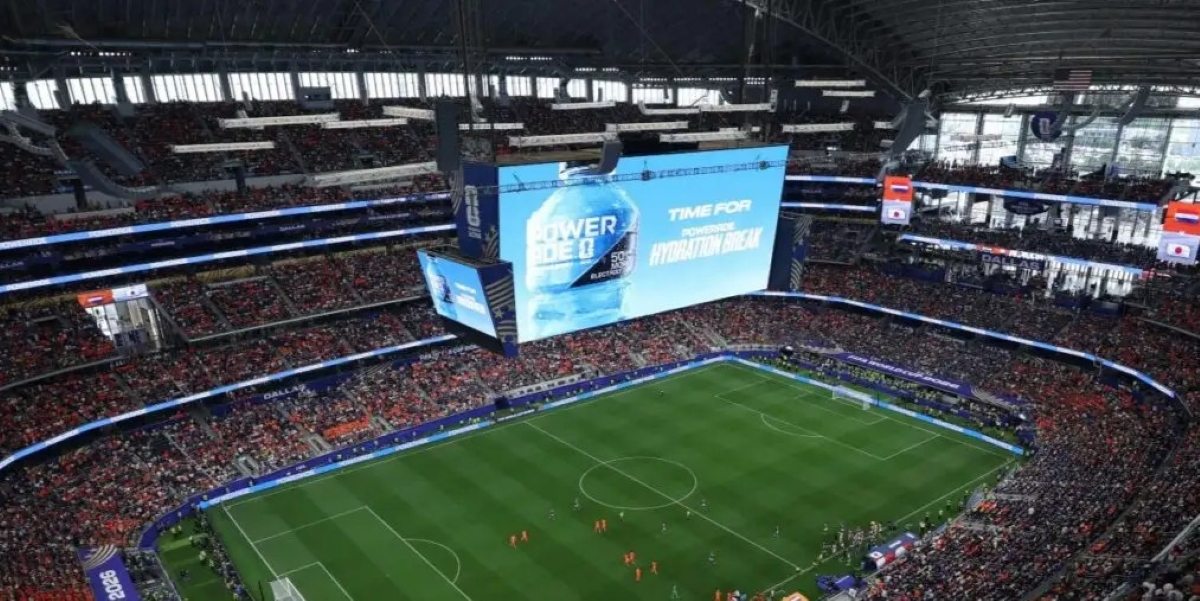 FIFA Fussball-Weltmeisterschaft: Die steigenden Kosten für Werbung während der Trinkpausen