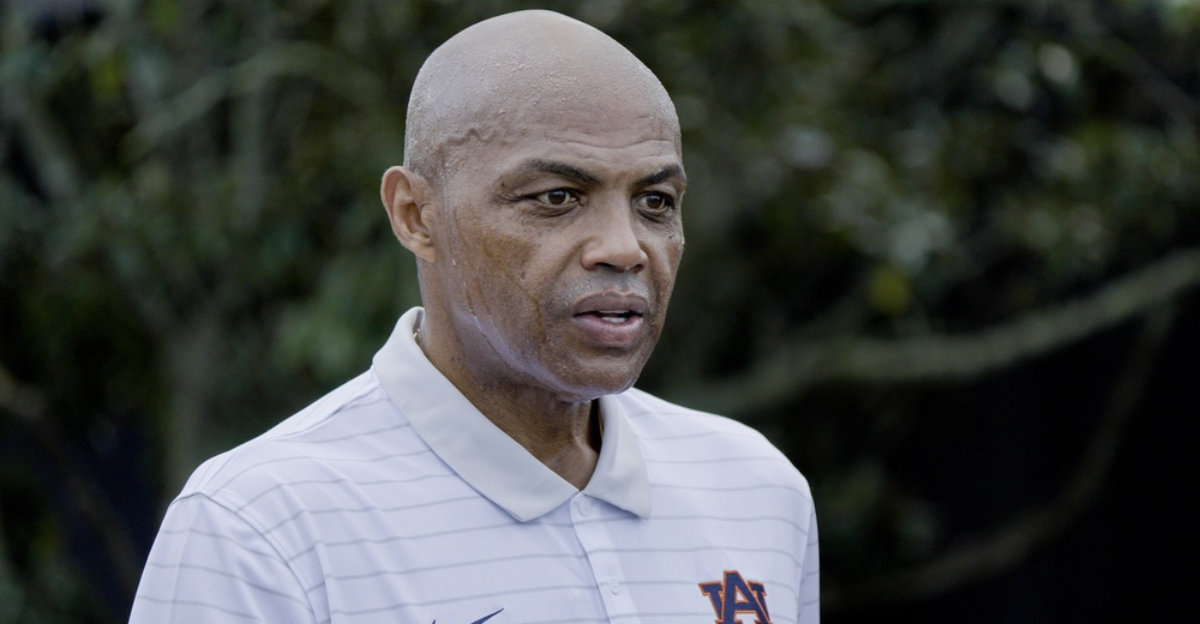 ‘Algunos de los baloncestos más tontos que he visto’ – Barkley critica a los Spurs tras la histórica remontada de los Knicks