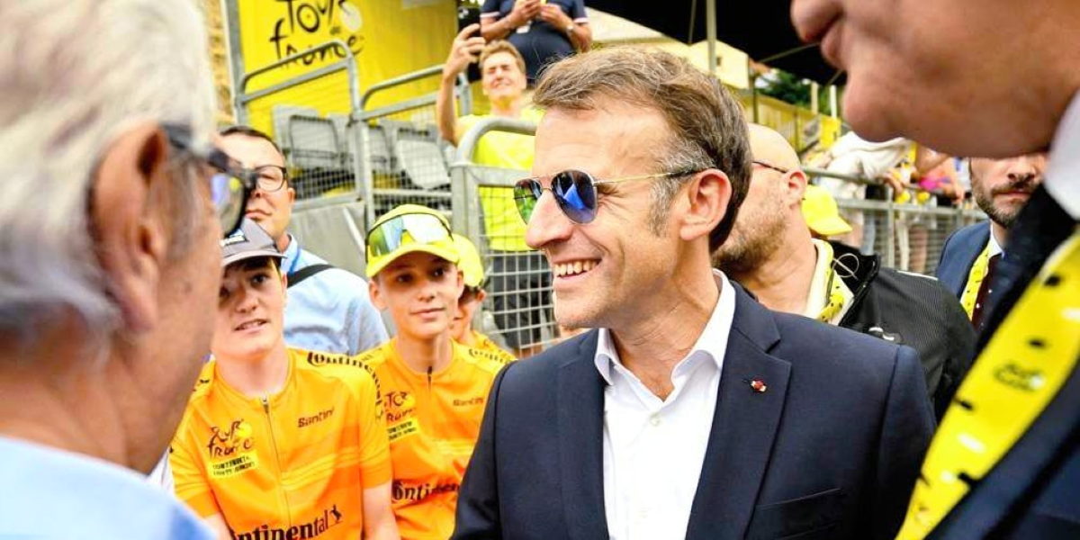 Macron entra na corrida pelos 13 milhões de euros para o jovem prodígio francês do Tour