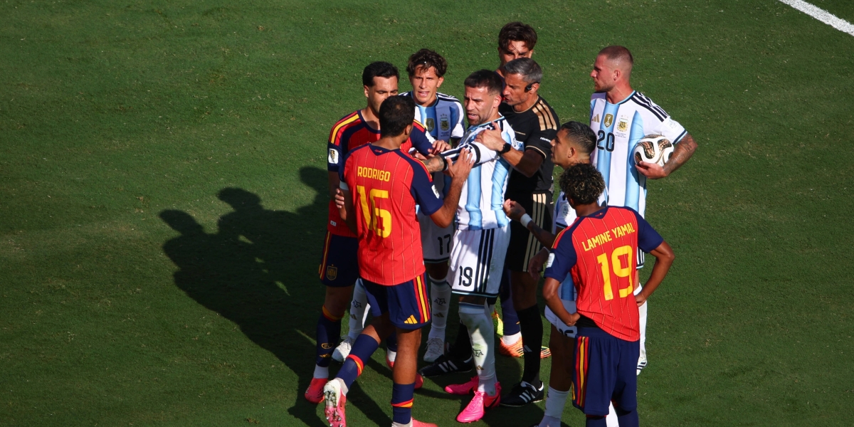 «Estuviste llorando toda la semana»: Otamendi se enfrenta a Rodri tras la final