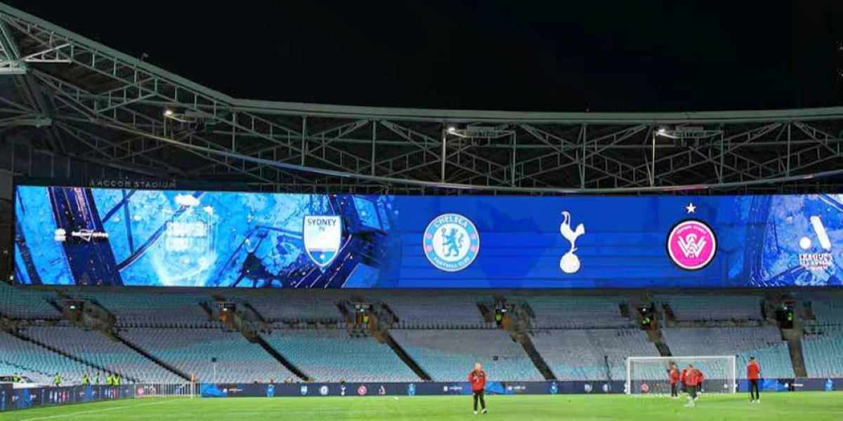 “Why are they using it?”: Chelsea fans fear injury nightmare on battered Sydney pitch
