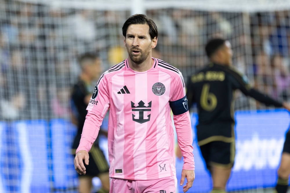 Lionel Messi explode com quatro golos e salva o Inter Miami de uma história indesejada