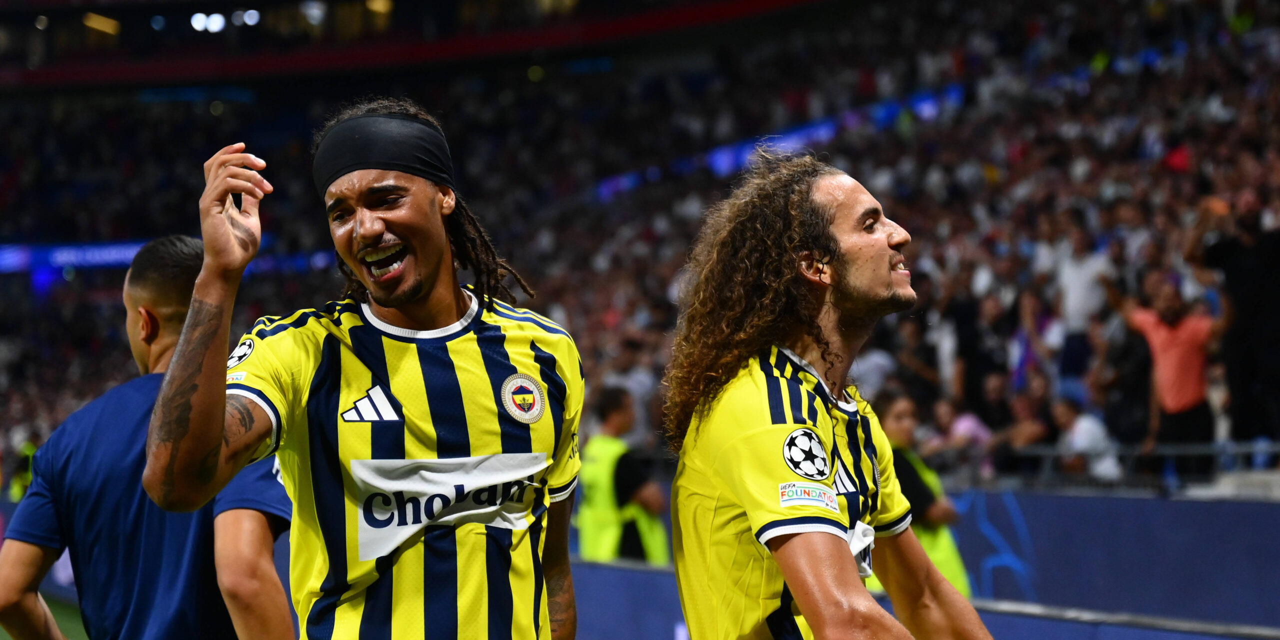 Lyon-Trainer geht auf Guendouzi los, 20-Mann-Rauferei bricht nach Champions-League-Duell aus