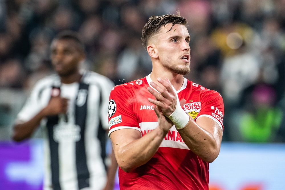 Viking liderou a estreia na Liga dos Campeões durante quatro minutos. Depois, Demirović marcou três vezes