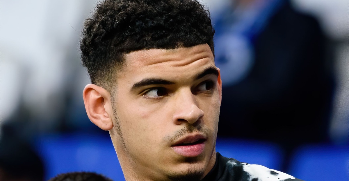 Informes: el Tottenham planea una ofensiva de 125 millones de libras por Gibbs-White en enero