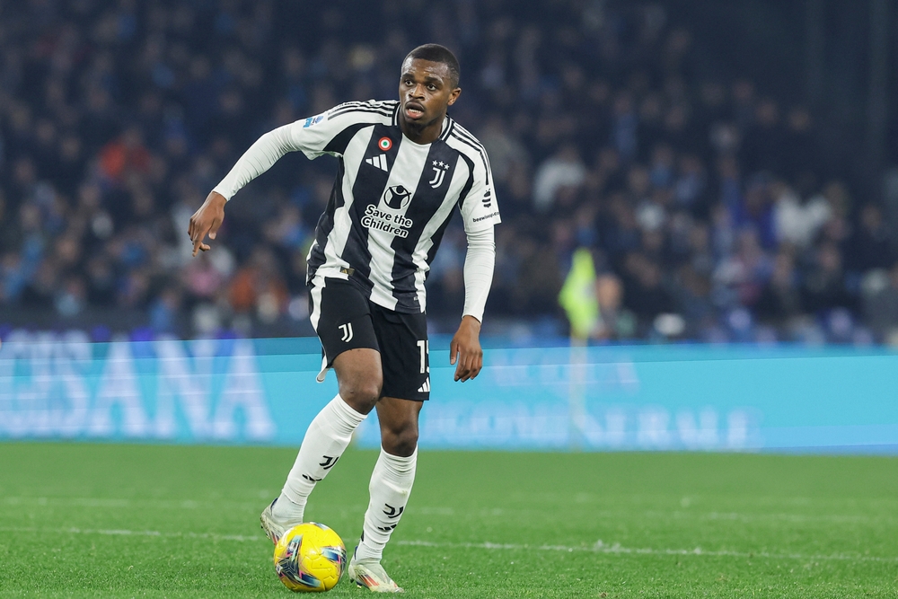 Liverpool and Man Utd to return for Kalulu in January as Juventus defender stays on Premier League radar