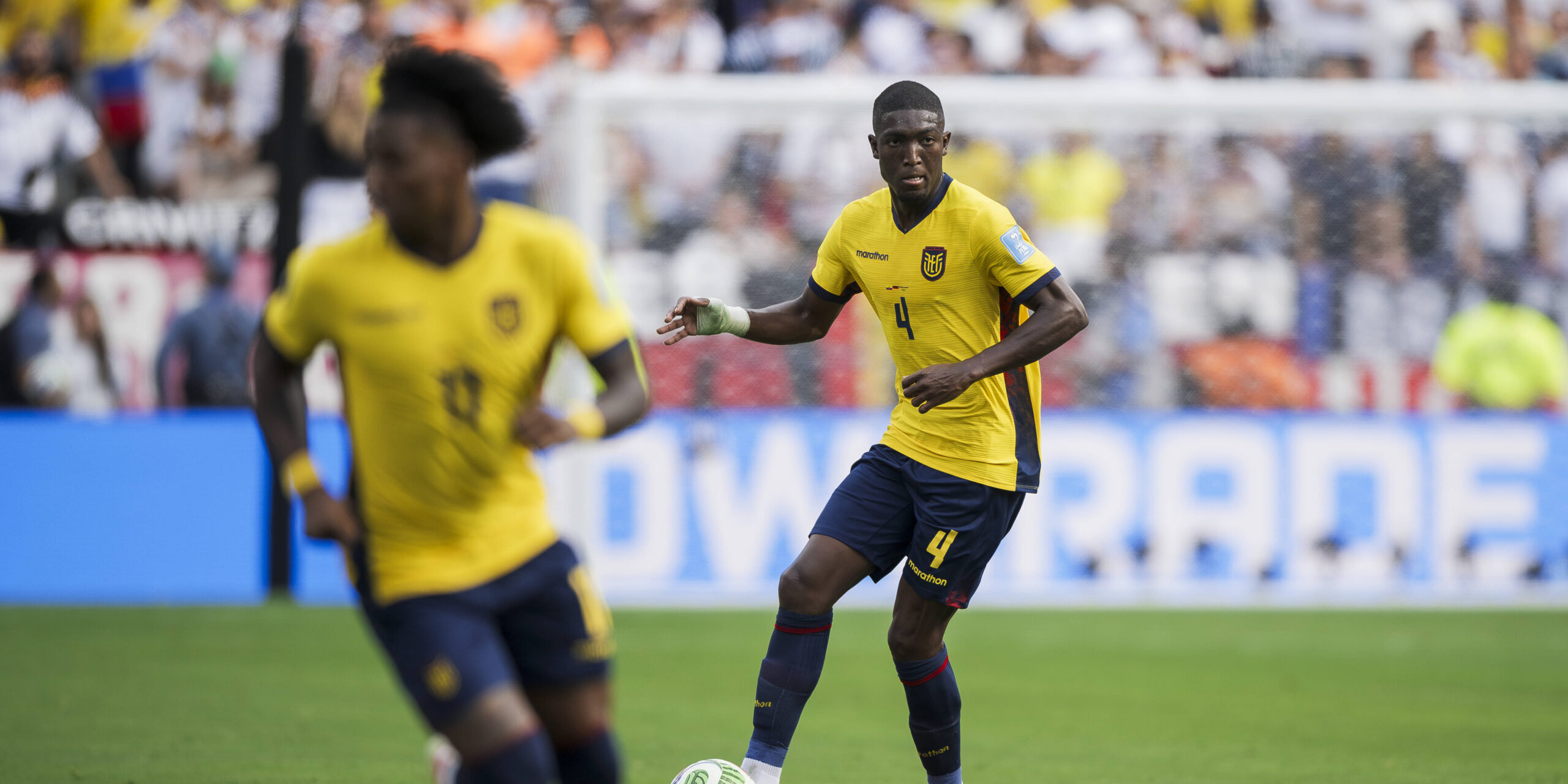 Der Verteidiger, bei dem Aston Villa einen Rückzieher machte, steht nun vor einer Fußoperation