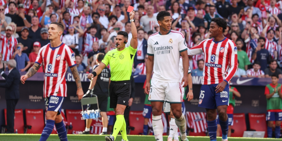 Inside Real Madrid dressing room after derby loss: “He’s a coward”