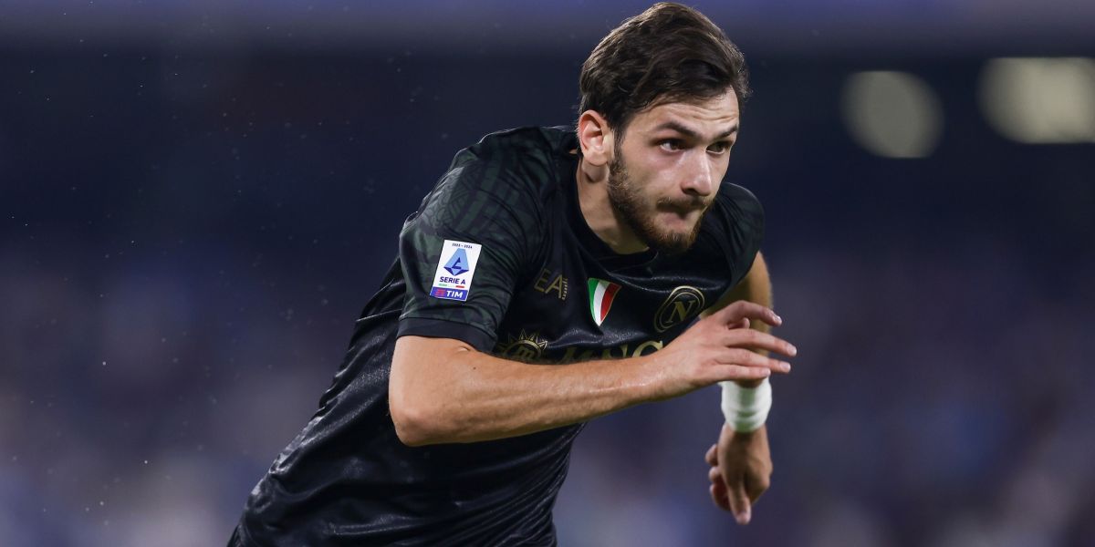 PSG move to lock down Ballon d’Or contender Kvaratskhelia on new deal
