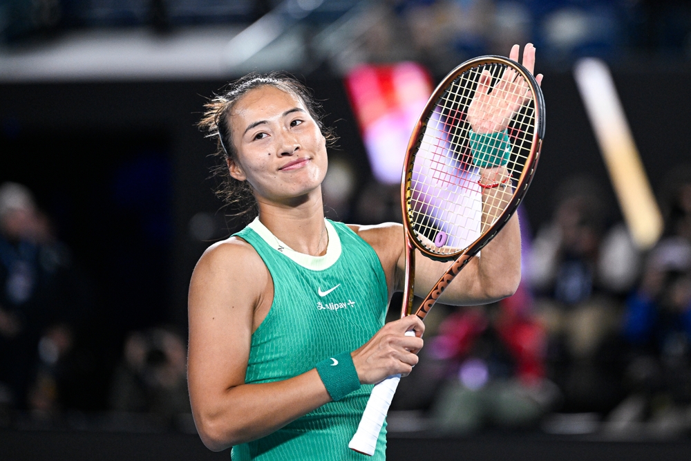 Reine du comeback : menée 5-0, Zheng élimine encore Iga Swiatek à l&rsquo;US Open