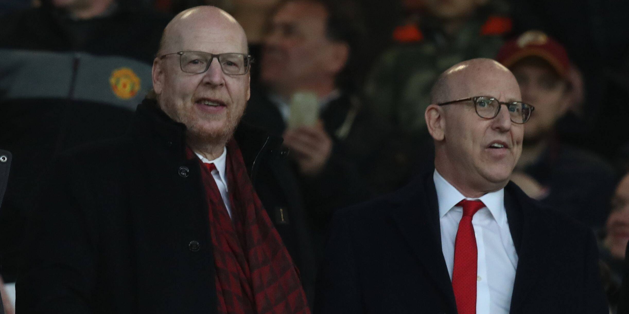 Les propriétaires de Man Utd attendent la relégation de Manchester City avant de vendre le club