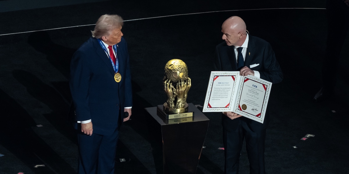 L&rsquo;appel personnel de Trump à Infantino provoque une controverse à la FIFA, un changement majeur de règle se profile