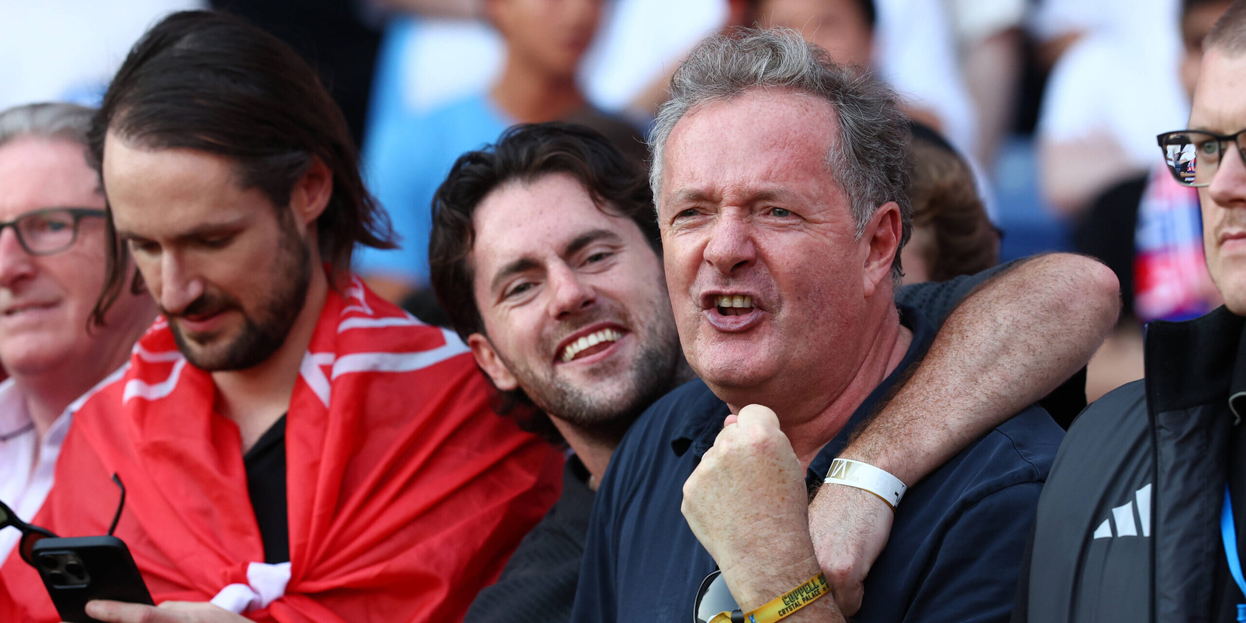 «Les faits ne comptent pas pour toi» : Piers Morgan recadré lors d’un clash explosif autour de Ronaldo