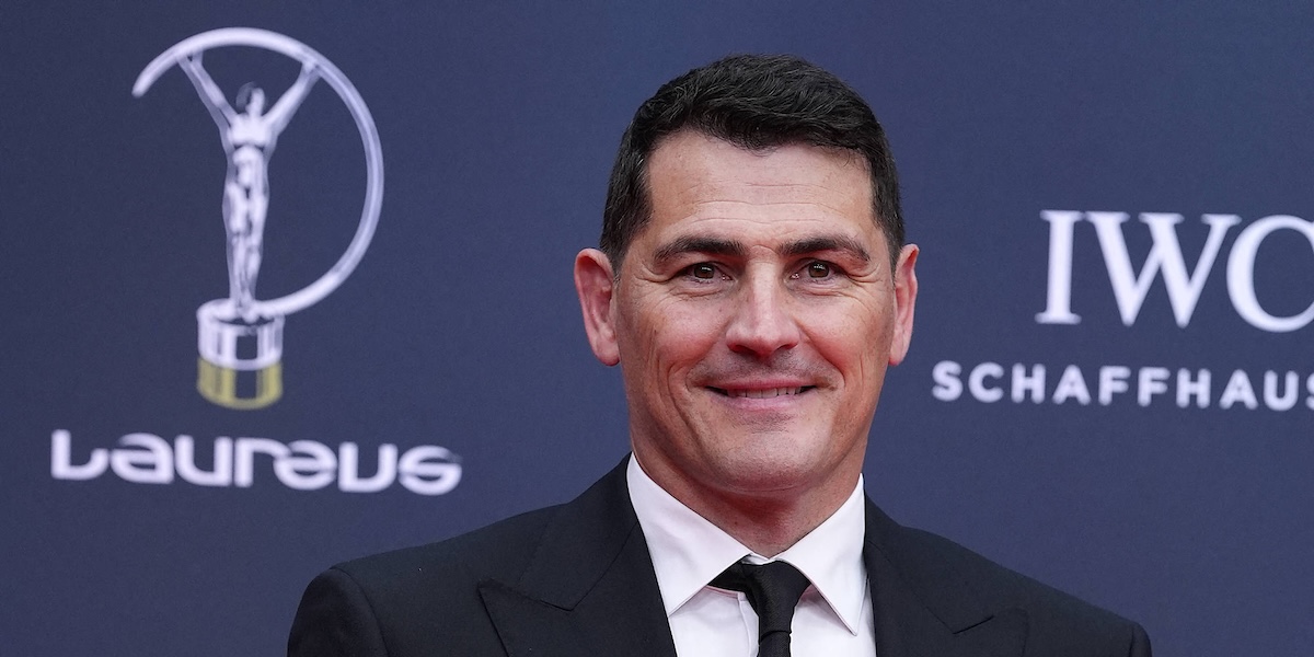 Iker Casillas sparks Cristiano Ronaldo storm with Lionel Messi post – then deletes it
