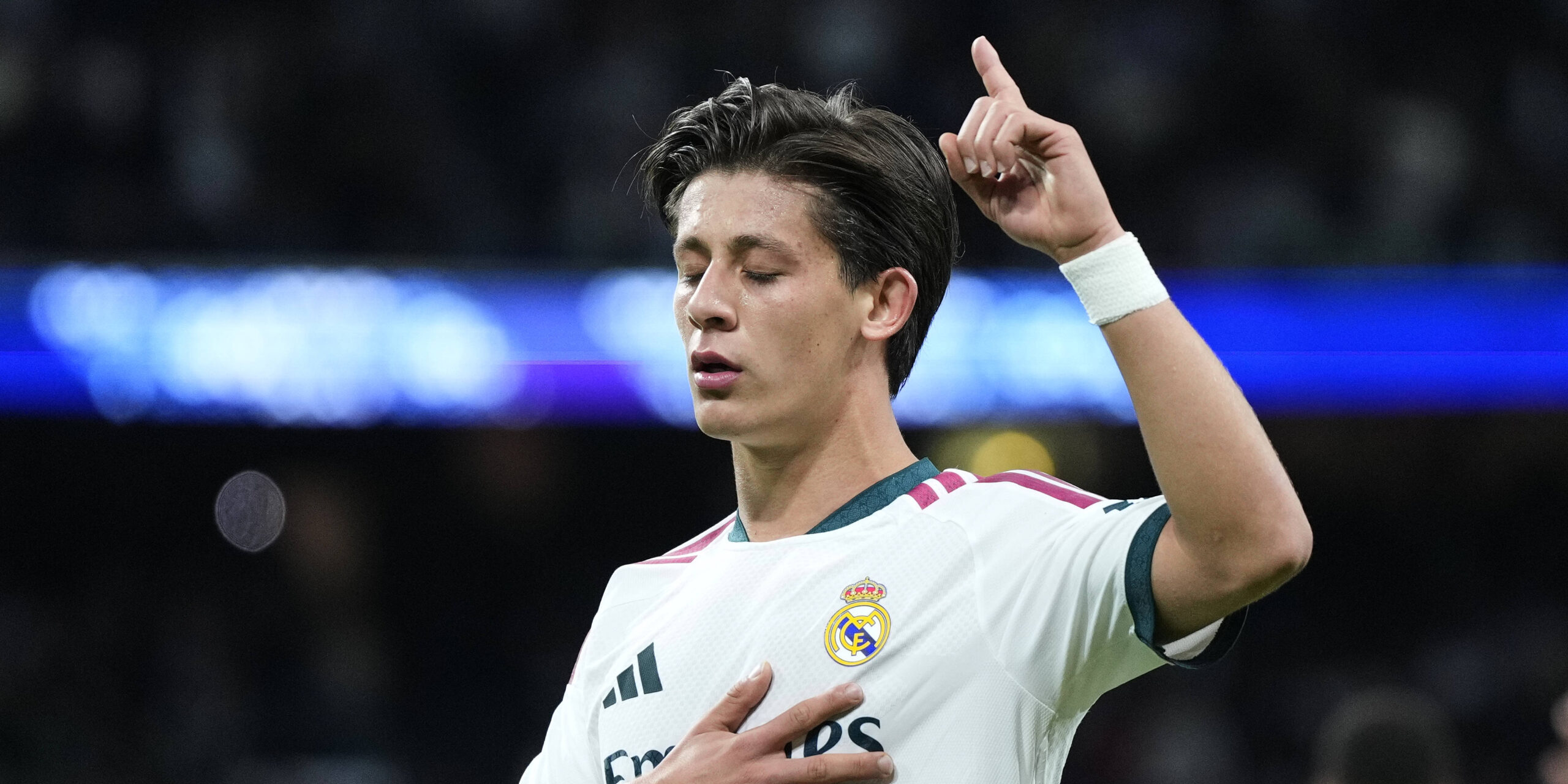Sevilla boss makes stunning Real Madrid accusation as VAR controversy erupts before El Clasico