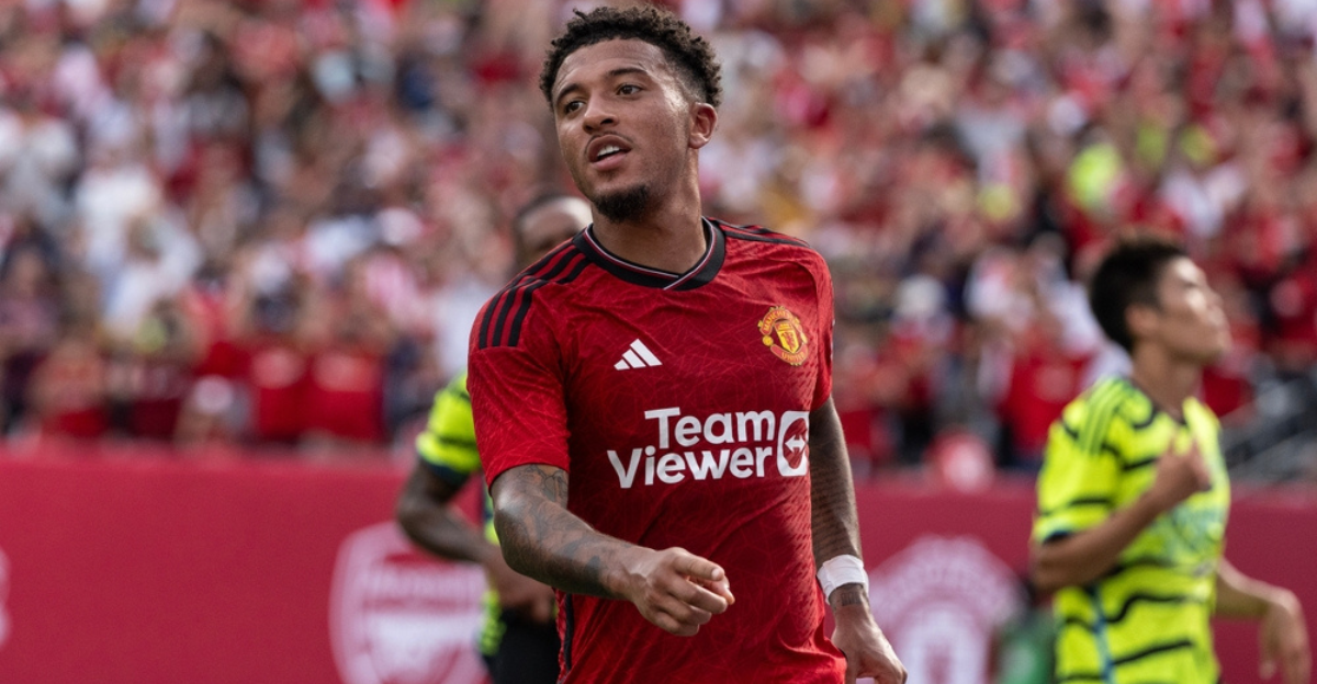Jadon Sancho reçoit une offre formelle d&rsquo;un club inattendu alors que le feuilleton du transfert se poursuit