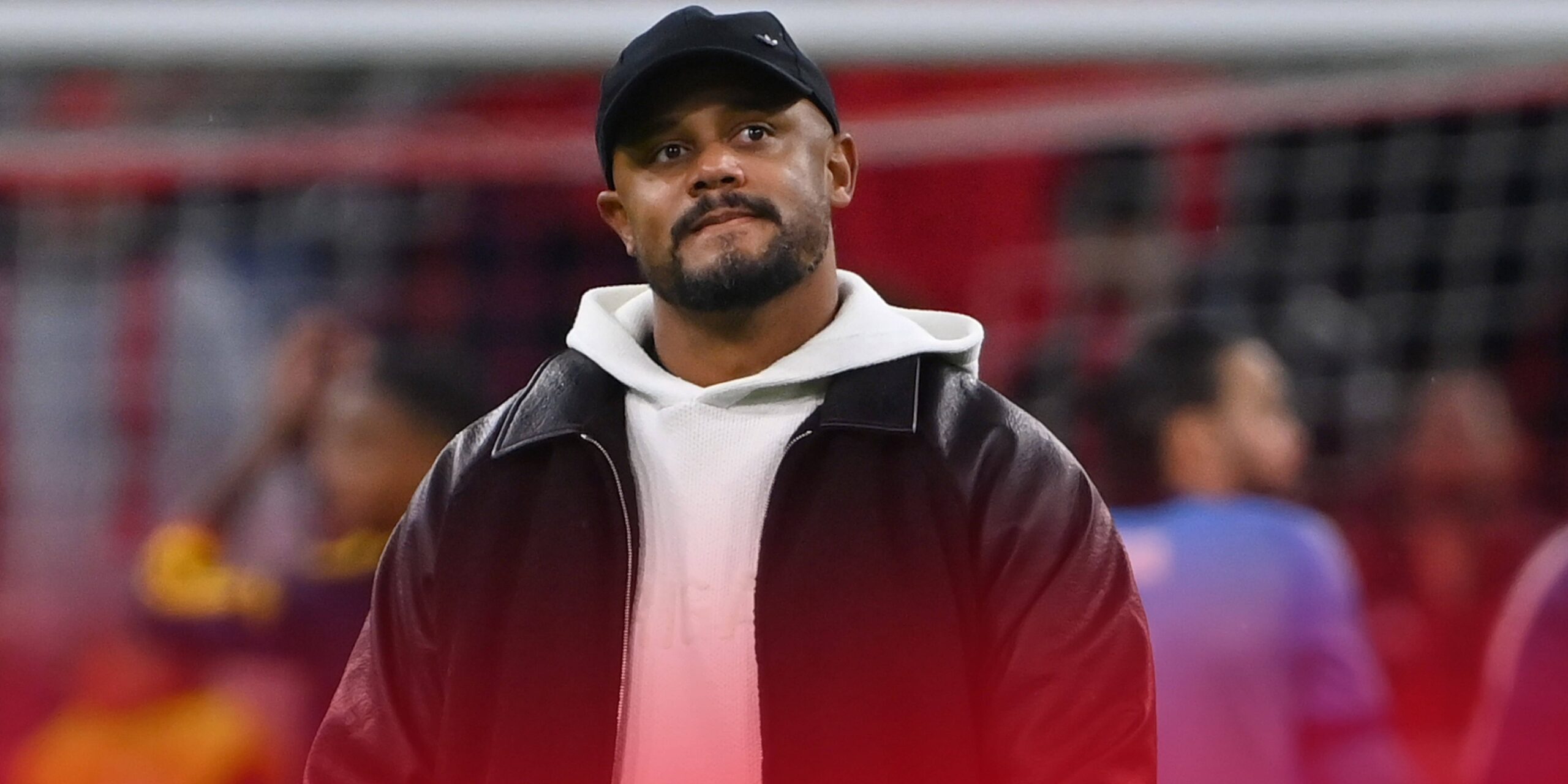 Le directeur sportif du Bayern donne des nouvelles après sa visite à Kompany hospitalisé